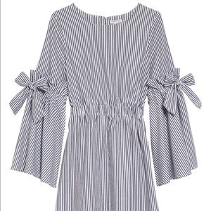 Habitual girl bell sleeve dress